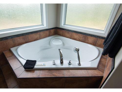 592015 Range Road 122 Lot 6, Rural Woodlands County, AB - Indoor Photo Showing Bathroom