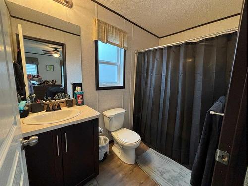 63 Gunderson Drive, Whitecourt, AB - Indoor Photo Showing Bathroom
