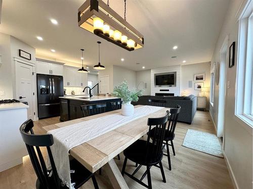 46 Riverdale Bend, Whitecourt, AB - Indoor Photo Showing Dining Room