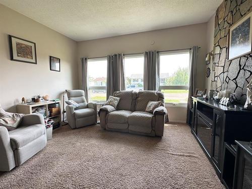 22 Cochrane Road, Whitecourt, AB - Indoor Photo Showing Living Room