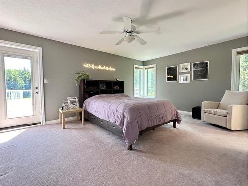 29, 593037 Range Road 122, Rural Woodlands County, AB - Indoor Photo Showing Bedroom
