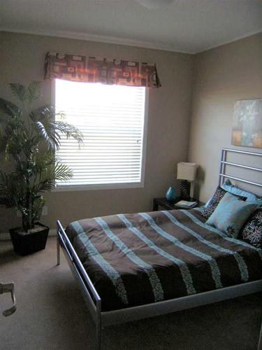 #304-2814 48 Avenue, Athabasca, AB - Indoor Photo Showing Bedroom