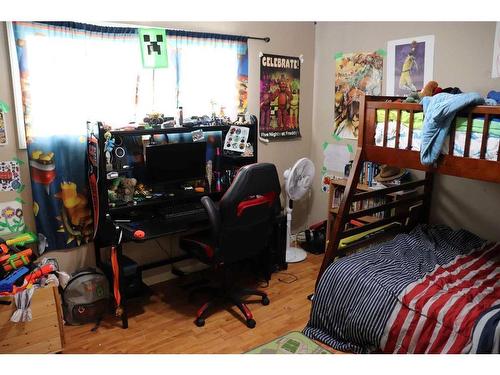 1863 63 Street, Edson, AB - Indoor Photo Showing Bedroom