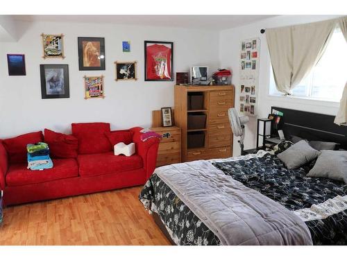 1863 63 Street, Edson, AB - Indoor Photo Showing Bedroom