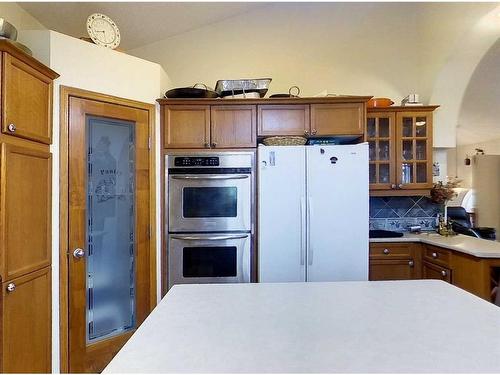 5502 17 Avenue, Edson, AB - Indoor Photo Showing Kitchen