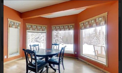 29 594028 Range Road 125, Rural Woodlands County, AB - Indoor Photo Showing Dining Room