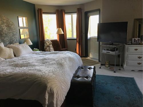 593038-West Mountain Road, Rural Woodlands County, AB - Indoor Photo Showing Bedroom