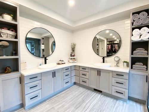 48 Ravine Drive, Whitecourt, AB - Indoor Photo Showing Bathroom