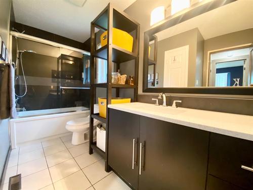 48 Ravine Drive, Whitecourt, AB - Indoor Photo Showing Bathroom