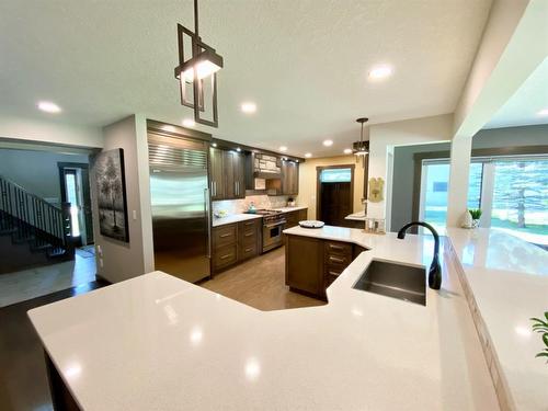 48 Ravine Drive, Whitecourt, AB - Indoor Photo Showing Kitchen With Upgraded Kitchen