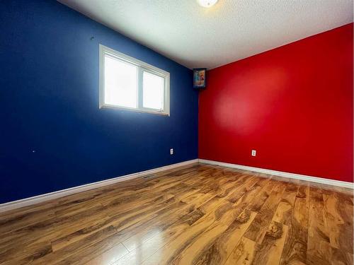 16 Centenial Crescent, Swan Hills, AB - Indoor Photo Showing Other Room