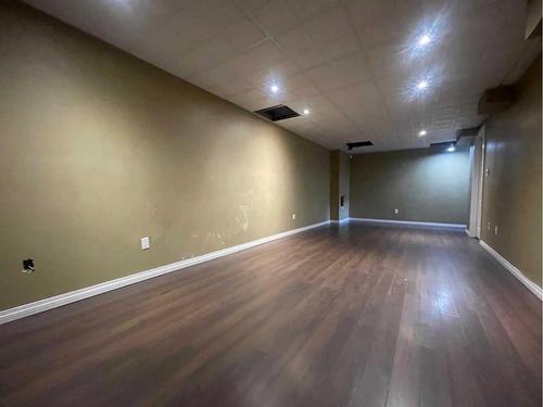 16 Centenial Crescent, Swan Hills, AB - Indoor Photo Showing Other Room