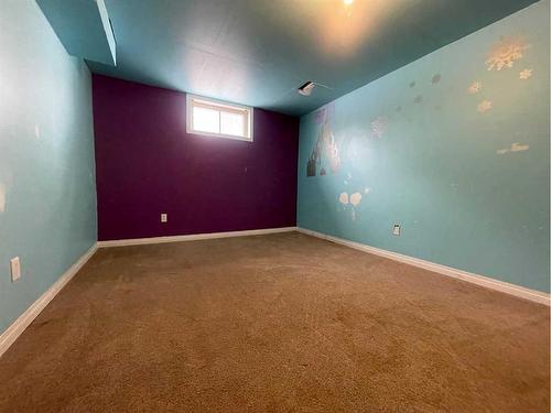 16 Centenial Crescent, Swan Hills, AB - Indoor Photo Showing Other Room