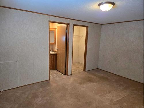 207 4A Street, Fox Creek, AB - Indoor Photo Showing Other Room