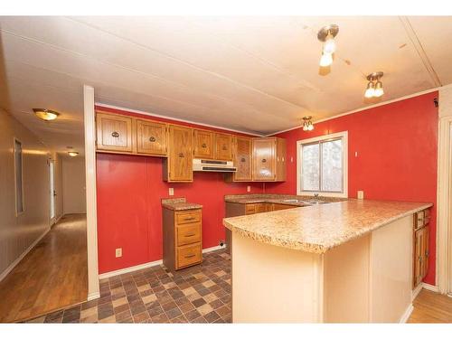 644052 Highway 831, Rural Athabasca County, AB - Indoor Photo Showing Kitchen