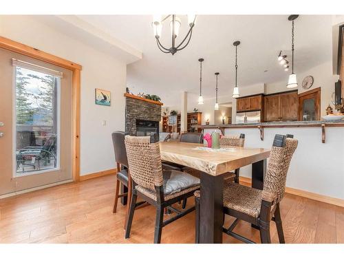 215-107 Armstrong Place, Canmore, AB - Indoor Photo Showing Dining Room