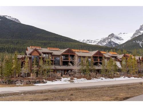 215-107 Armstrong Place, Canmore, AB - Outdoor