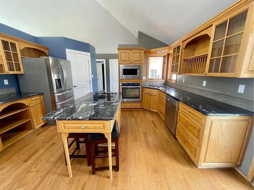 6701 15 Avenue, Edson, AB - Indoor Photo Showing Kitchen With Stainless Steel Kitchen