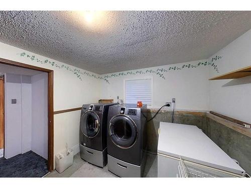 5908 9 Avenue, Edson, AB - Indoor Photo Showing Laundry Room
