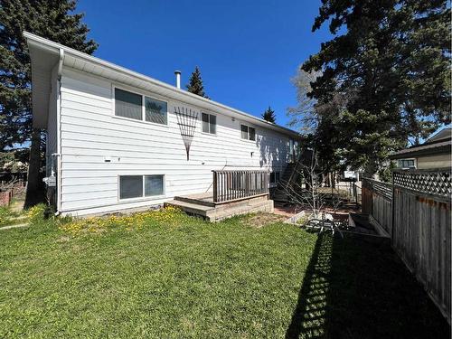 121 Mcpherson Drive, Hinton, AB - Outdoor With Exterior