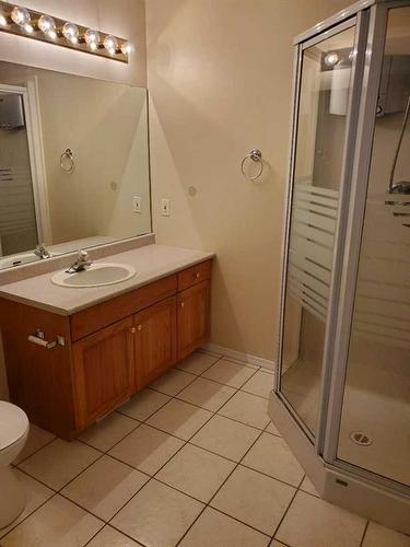 6 Flasha Lane, Whitecourt, AB - Indoor Photo Showing Bathroom