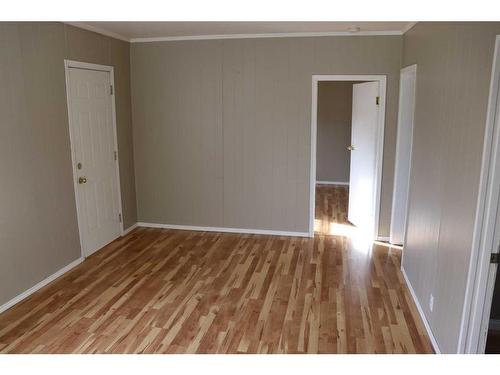 824 51 Street, Edson, AB - Indoor Photo Showing Other Room