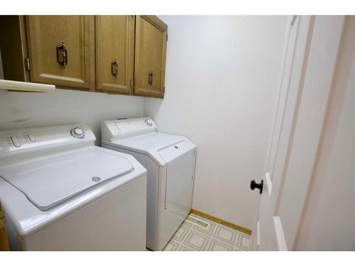 174 Wilson Avenue, Hinton, AB - Indoor Photo Showing Laundry Room