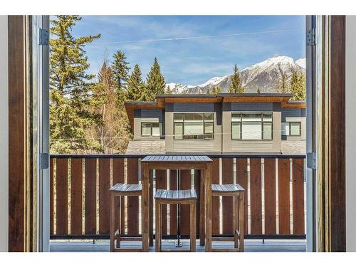 302-710 10Th Street, Canmore, AB - Outdoor
