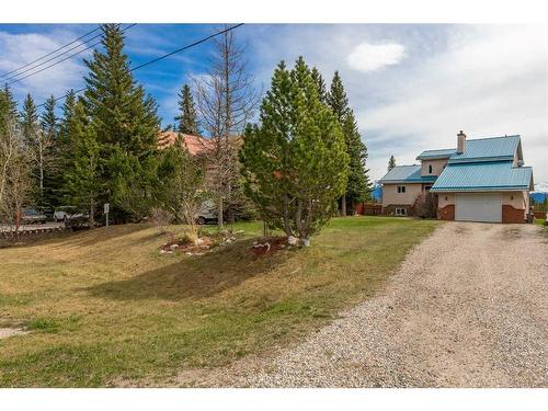 4705 Mountain Road, Brule, AB - Outdoor