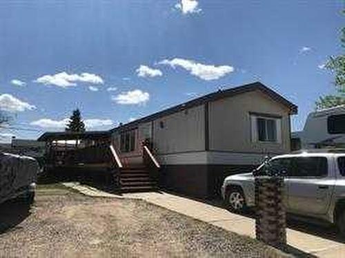 407 9 Street, Fox Creek, AB - Outdoor