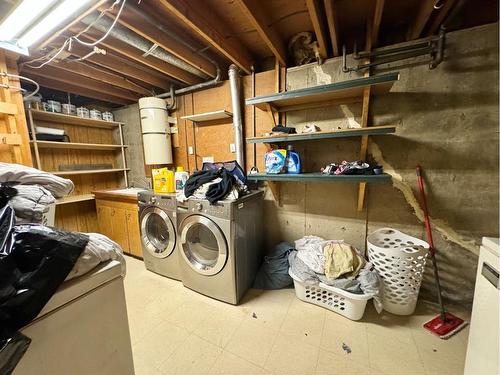 5308 47 Street, Whitecourt, AB - Indoor Photo Showing Laundry Room