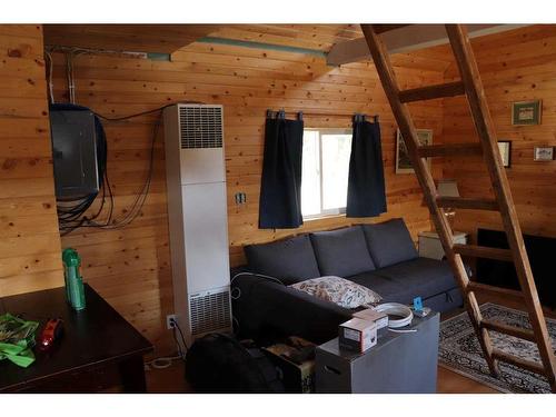 54132A Highway 751, Rural Yellowhead County, AB - Indoor Photo Showing Living Room