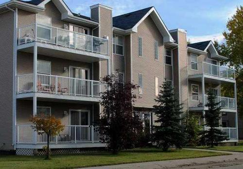 103-501 3 Street Ne, Fox Creek, AB - Outdoor