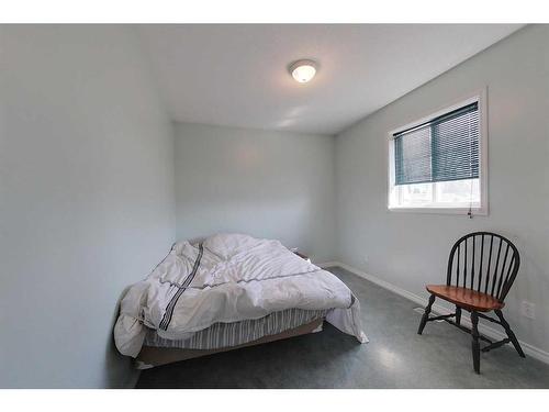 513 7 Street Sw, Slave Lake, AB - Indoor Photo Showing Bedroom