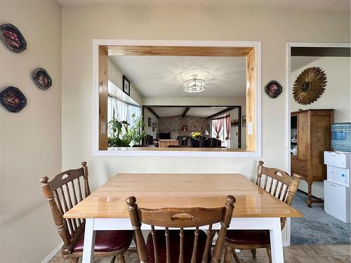 16 Walker Avenue, Swan Hills, AB - Indoor Photo Showing Dining Room