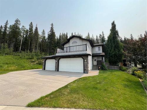 4049 Bradwell Street, Hinton, AB - Outdoor