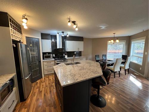 4049 Bradwell Street, Hinton, AB - Indoor