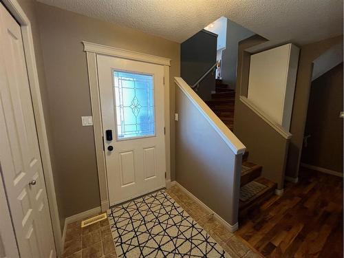 4049 Bradwell Street, Hinton, AB - Indoor Photo Showing Other Room
