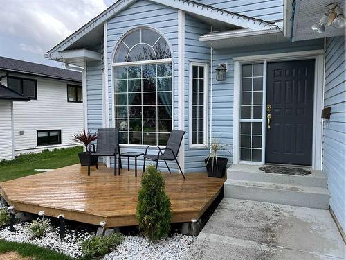 307 8 Ave, Fox Creek, AB - Outdoor With Deck Patio Veranda