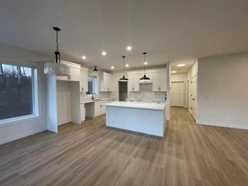 25, 660023-Range Road 224, Rural Athabasca County, AB - Indoor Photo Showing Kitchen