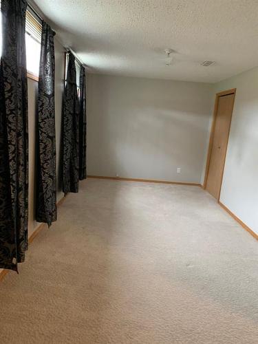 6 Lyons Crescent, Whitecourt, AB - Indoor Photo Showing Other Room