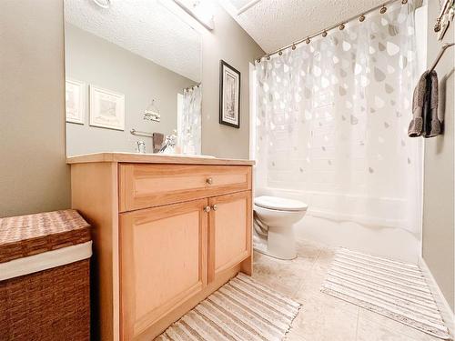 7 Park Circle, Whitecourt, AB - Indoor Photo Showing Bathroom