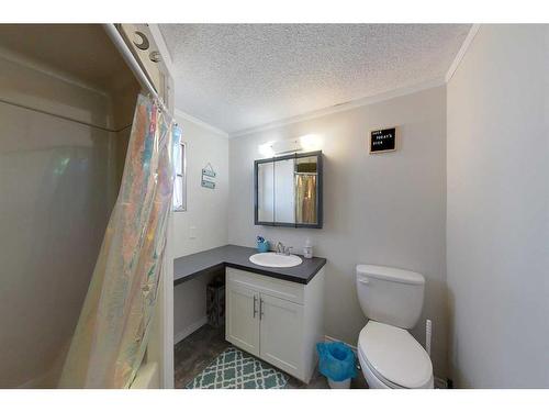 513 1A Avenue Sw, Slave Lake, AB - Indoor Photo Showing Bathroom