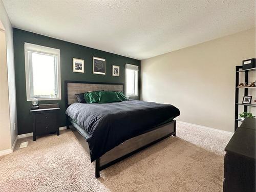 24 Poplar Drive, Whitecourt, AB - Indoor Photo Showing Bedroom