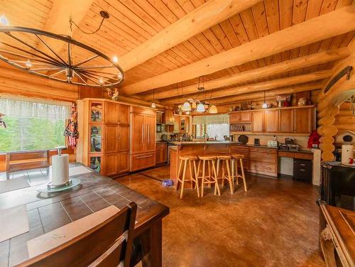 51560A Range Road 245, Rural Yellowhead County, AB - Indoor