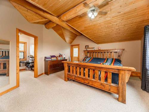 51560A Range Road 245, Rural Yellowhead County, AB - Indoor Photo Showing Bedroom