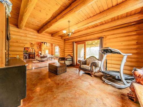 51560A Range Road 245, Rural Yellowhead County, AB - Indoor