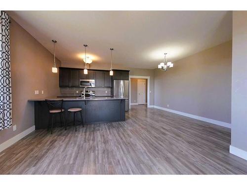 302-605 6 Avenue, Slave Lake, AB - Indoor Photo Showing Kitchen With Stainless Steel Kitchen With Upgraded Kitchen