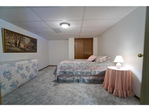 590029 Range Road 115, Rural Woodlands County, AB - Indoor Photo Showing Bedroom