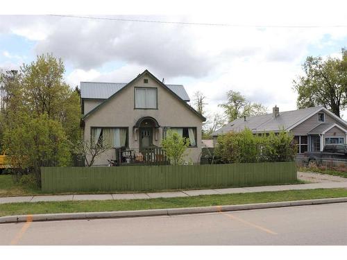 4723 5 Avenue, Edson, AB - Outdoor With Facade